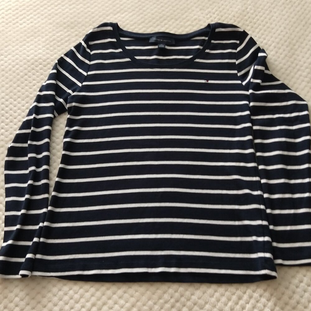 Tommy Hilfiger Women's Long Sleeve Tee